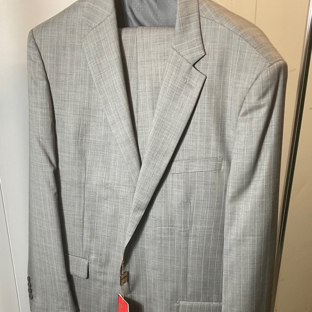 Suit by MANTONI size 52 Long